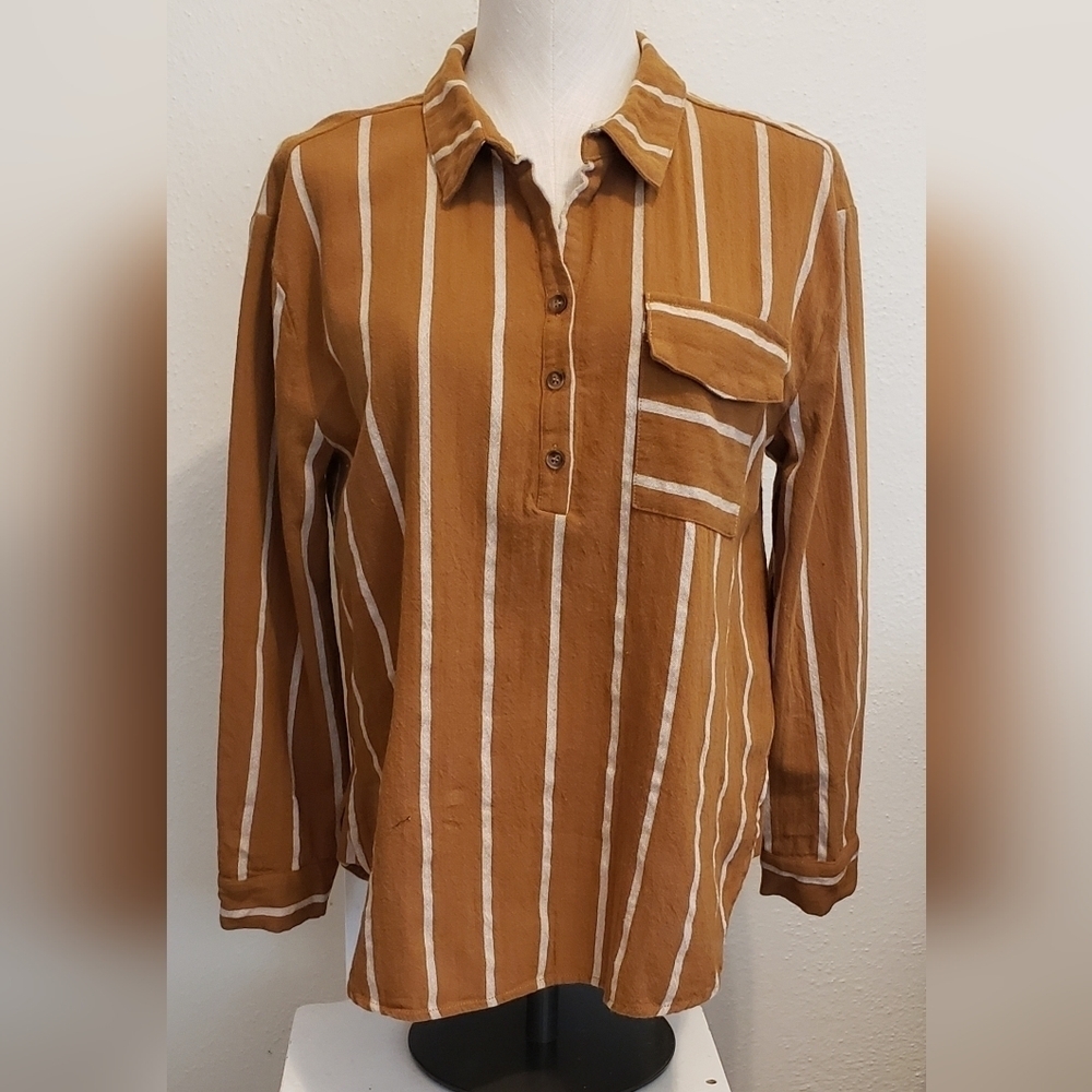 SHE + SKY Striped Tie Back Button Blouse